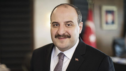 Bakan Varank: İhracat rekoru kırdık