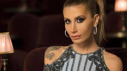 Eliz Sakuçoğlundan sonra İrem Derici de her şeyi sildi