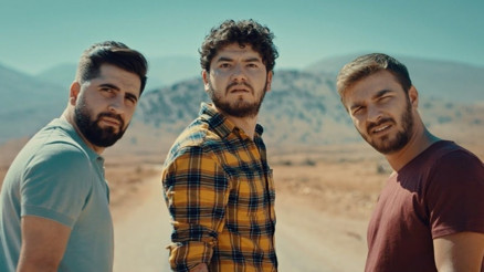 Kafalar Karışık oyuncuları kimdir Kafalar Karışık oyuncu kadrosu içinde kimler var Kafalar Karışık oyuncuları kimdir Kafalar Karışık oyuncu kadrosu içinde kimler var