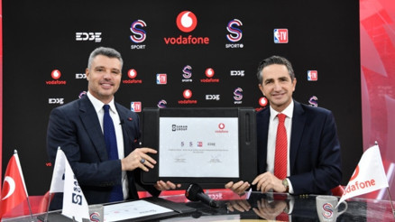Vodafone ve Saran Group sporda güçlerini birleştirdi Vodafone ve Saran Group sporda güçlerini birleştirdi