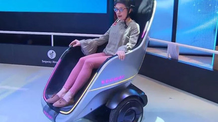 Segway, bu kez kendi tekerlekli koltuğunu yaptı