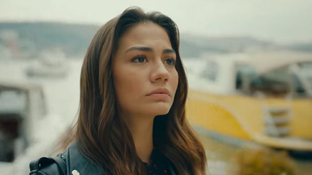 Doğduğun Ev Kaderindir hangi kitaptan uyarlama Doğduğun Ev Kaderindir senaristi kimdir Doğduğun Ev Kaderindir hangi kitaptan uyarlama Doğduğun Ev Kaderindir senaristi kimdir