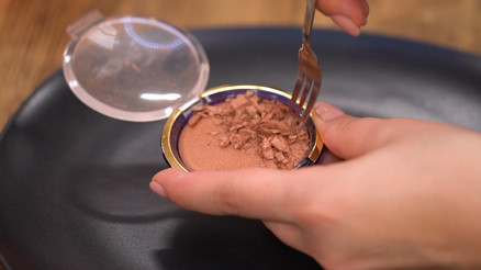 Kırılan ya da kuruyan makyaj malzemelerinin ömrü nasıl uzatılır İşte çok pratik ipuçları