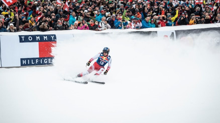 Hahnenkamm Kayak Yarışlarına özel sponsor Hahnenkamm Kayak Yarışlarına özel sponsor