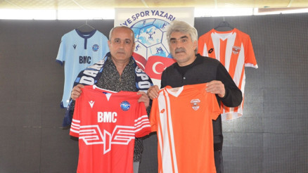 Adana derbisi öncesi teknik direktörlerden dostluk mesajı Adana derbisi öncesi teknik direktörlerden dostluk mesajı