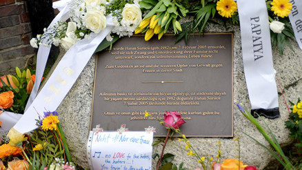 Cinayet kurbanı Hatun Sürücü anıldı