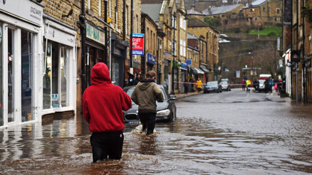 ‘Ciara’ ve ‘Sabine’ Avrupa’da hayatı durdurdu ‘Ciara’ ve ‘Sabine’ Avrupa’da hayatı durdurdu