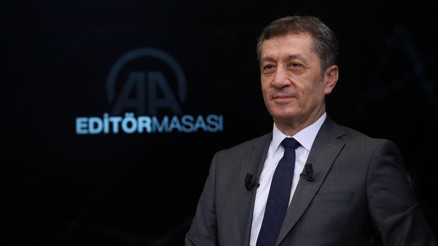 Milli Eğitim Bakanı Selçuktan 20 bin ek atama müjdesi