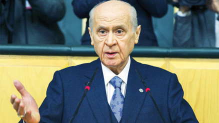 MHP lideri Bahçeli: Bazı vekillerimiz sosyal medya pususuna düştü