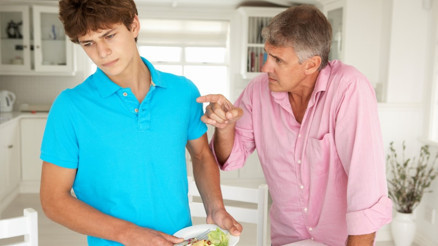 Ergenlik döneminde diyet yapmak sakıncalı Ergenlik döneminde diyet yapmak sakıncalı