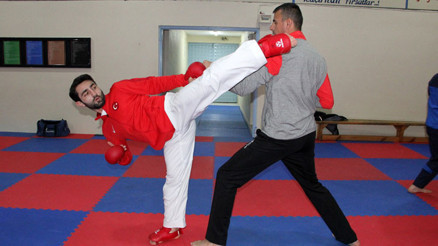 Avrupa Şampiyonu Ömer Faruk