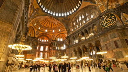 Ayasofya Müzesi sanal turla evinize geliyor