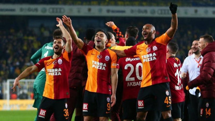 Juventus ve Barcelonanın ardından sıra Galatasarayda Corona virüs için maaş politikası...