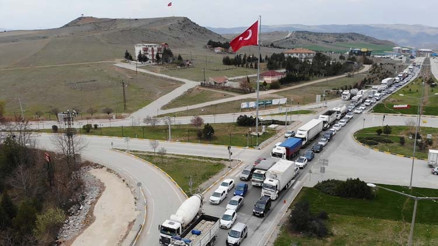 43 ilin kilit noktası… Tüm araçlar durduruldu… 43 ilin kilit noktası… Tüm araçlar durduruldu…