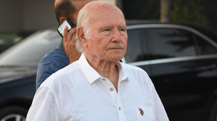 Aytaç Yalman kimdir Corona virüs nedeniyle Aytaç Yalmanın eşi de vefat etti Aytaç Yalman kimdir Corona virüs nedeniyle Aytaç Yalmanın eşi de vefat etti