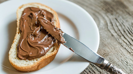 Evdeyken Neden Sıklıkla Yemek Yiyoruz