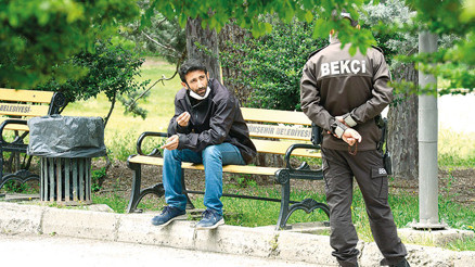 Evde kalın diyorlar ama ‘Bizim evimiz sokaklar’