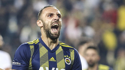 Son Dakika | Fenerbahçenin golcüsü Vedat Muriqi için transfer açıklaması