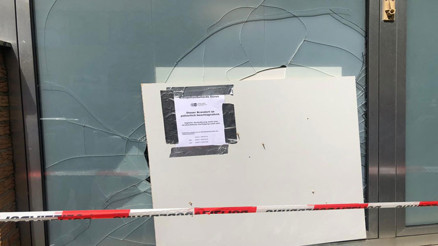 Almanya’da Türk derneğine molotofkokteylli saldırı Almanya’da Türk derneğine molotofkokteylli saldırı