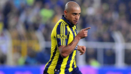 Roberto Carlos: Fenerbahçeye gelmeden önce Chelsea ile anlaşmıştım