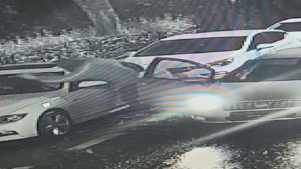 Kağıthanede nefes kesen hırsız-polis kovalamacası kamerada