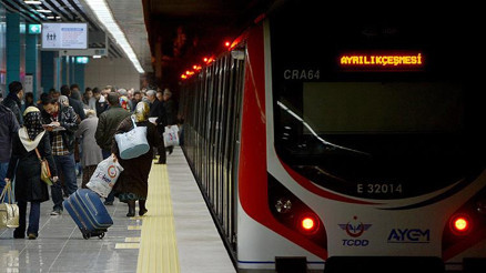 Son dakika... Marmaray ve Başkentray sağlık çalışanlarına 3 ay ücretsiz