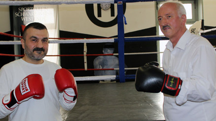 Tek rauntluk destek maçı berabere bitti Tek rauntluk destek maçı berabere bitti