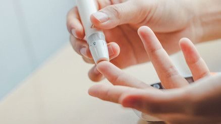 Hba1c Glikolize Hemoglobin nedir Hba1c değeri kaç olmalıdır Düşüklüğü ile yüksekliği nedenleri ve belirtileri