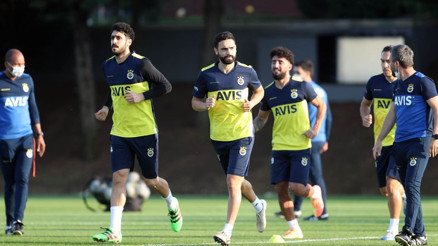 Fenerbahçe, Kasımpaşaya karşı serisini sürdürmek istiyor
