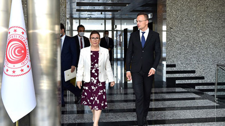 Bakan Pekcan, Macar girişimcileri Türkiye’de yatırıma davet etti