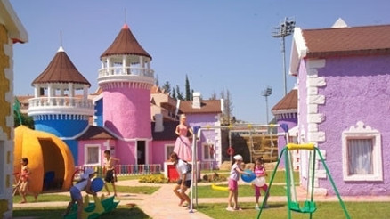 Grand Hotelde Çocuklu Tatil