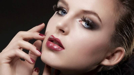 Yılbaşı gecesi için kalıcı makyaj önerileri