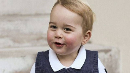 Prens George, noel için poz verdi