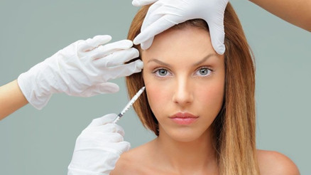 Aynı anda birden fazla estetik ameliyat mümkün mü