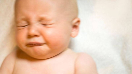 Çocuklarda kasık fıtığı anne rahminde oluşuyor