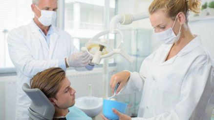 Dikişsiz yeni nesil implant operasyonu