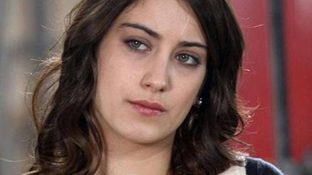 Hazal Kaya yakalandığı hastalığı açıkladı