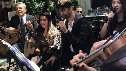 Otizmli gençlerden Anneler Günü konseri Otizmli gençlerden Anneler Günü konseri