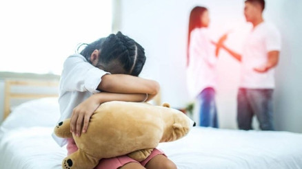 Yeni düzenlemeye göre boşanmada çocuk teslimi