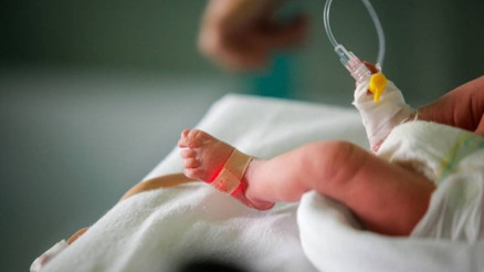 Prematüre nedir Prematüre doğuma neler sebep oluyor