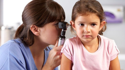 Çocuklukta geçirilen enfeksiyonlar işitme kaybı sebebi