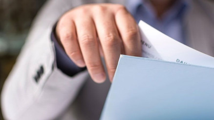 Restoranlardaki menülerde enfeksiyon riski Restoranlardaki menülerde enfeksiyon riski