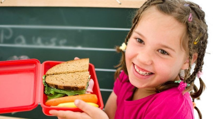 Okul döneminde çocuklar için beslenme önerileri
