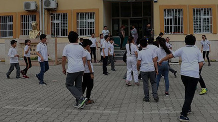 Son dakika haberleri: Sağlık Bakanlığı okullarda alınması gereken önlemleri yayınladı