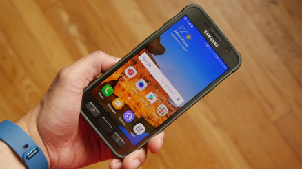 Samsung, iki cihazını ölüme terk ediyor