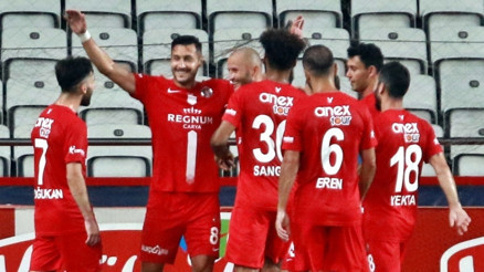 Antalyaspor küllerinden doğdu