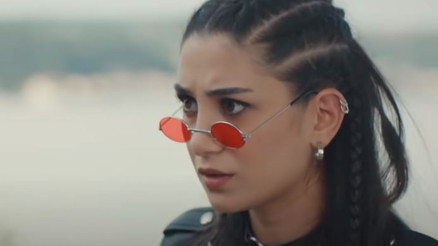 Sen Çal Kapımı’nın Fifi’si (Figen Yıldırım) Sitare Akbaş kimdir, hangi dizilerde oynadı