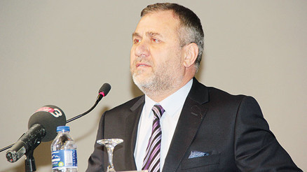 Türk Tarih Kurumu Başkanı Yaramış, bunları söyledikten sonra telefonlarını kapadı: ‘Darbe teşebbüsüne karışıp pişman olanı kazanalım’ Türk Tarih Kurumu Başkanı Yaramış, bunları söyledikten sonra telefonlarını kapadı: ‘Darbe teşebbüsüne karışıp pişman olanı kazanalım’