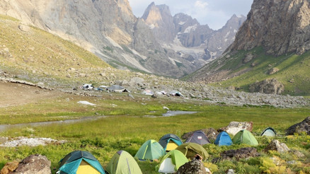 Dört mevsimin bir arada yaşandığı Hakkari’de tırmanış keyfi