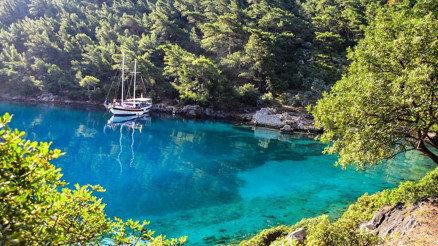 Mavinin 10 tonu... Seyahat yazarları ve gezginler seçti